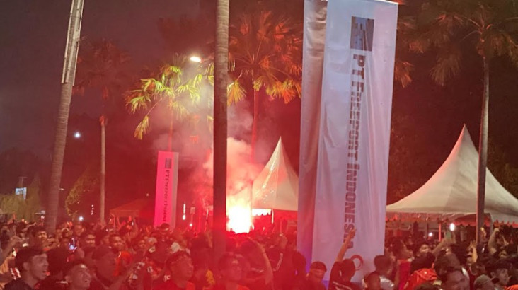 Gol Ole Romeny Guncang Ribuan Suporter pada pada Nobar Plaza Barat SUGBK