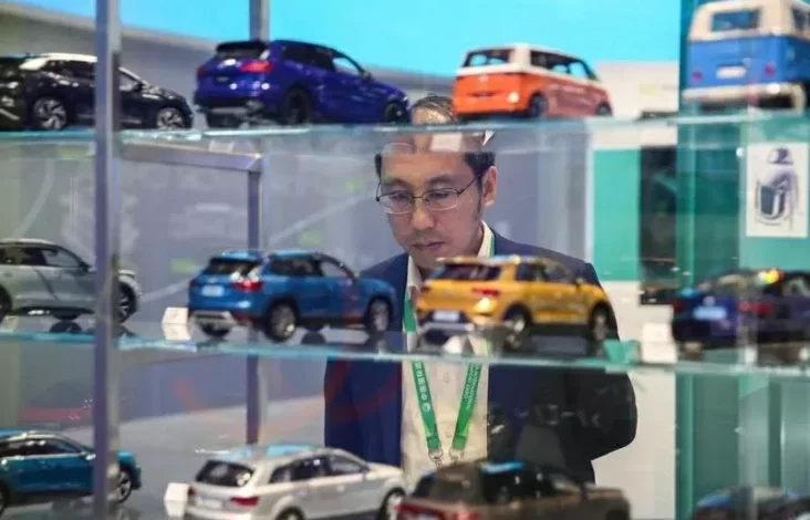 Penjualan Mobil Anjlok, Volkswagen akan Produksi Senjata lalu juga Peralatan Militer