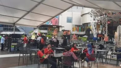 RCTI+ Gelar Nobar Timnas Indonesia vs Bahrain di area area La Piazza, Suporter Mulai Padati Lokasi