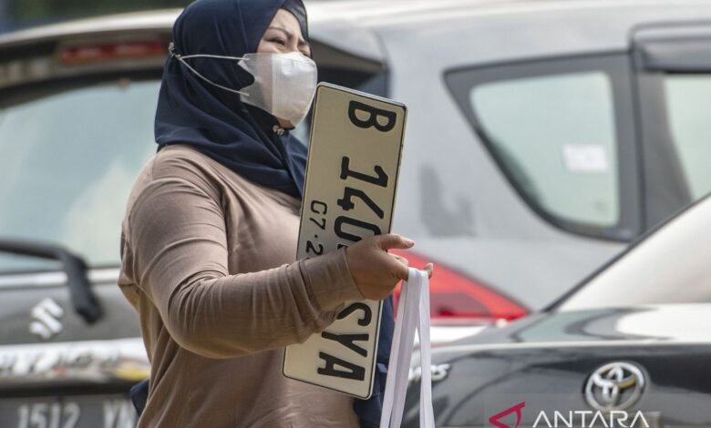 Penting periksa pelat nomor kendaraan, ini alasan dan juga metode
